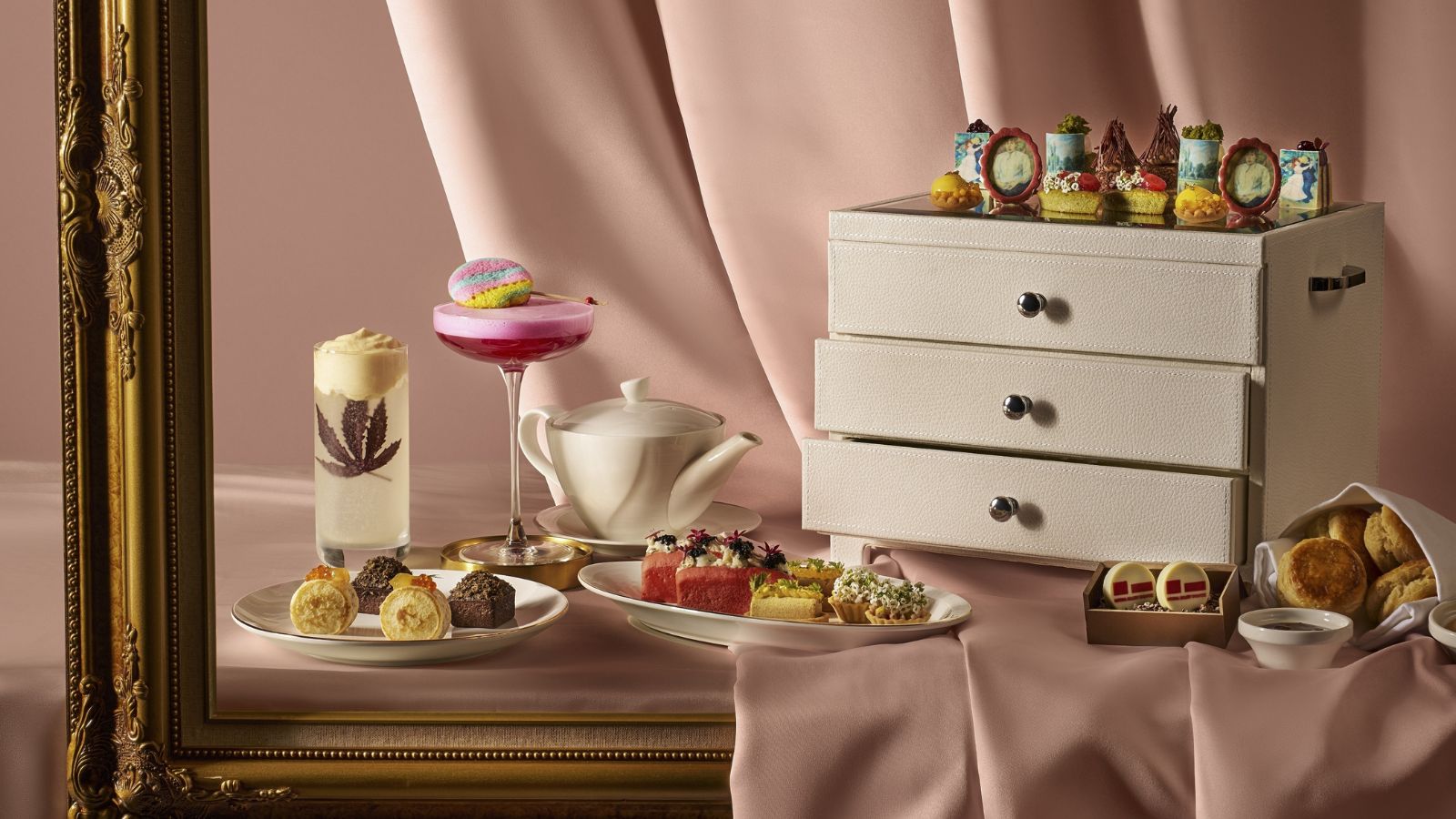 Gifts Central | Into the Modern: An Impressionist-inspired